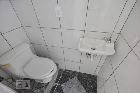 Casa para alugar com 130m², 2 quartos e sem vagaBanheiro de Serviços