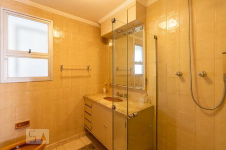 Apartamento à venda com 108m², 3 quartos e 2 vagas Apartamento à venda com 108m², 3 quartos e 2 vagasBanheiro 2