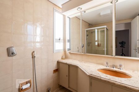 Apartamento à venda com 108m², 3 quartos e 2 vagas Apartamento à venda com 108m², 3 quartos e 2 vagasBanheiro Suite