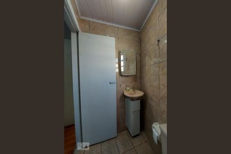 Casa para alugar com 60m², 1 quarto e 1 vaga Casa para alugar com 60m², 1 quarto e 1 vagaBanheiro