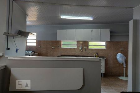 Sala de casa para alugar com 1 quarto, 60m² em Bussocaba, Osasco