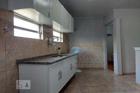 Casa para alugar com 60m², 1 quarto e 1 vaga Casa para alugar com 60m², 1 quarto e 1 vagaCozinha