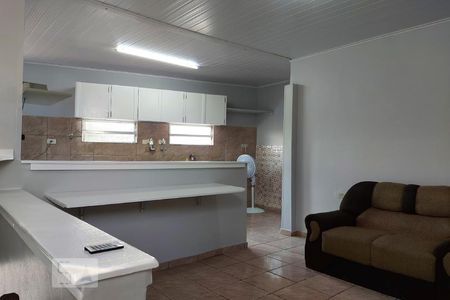 Sala de casa para alugar com 1 quarto, 60m² em Bussocaba, Osasco