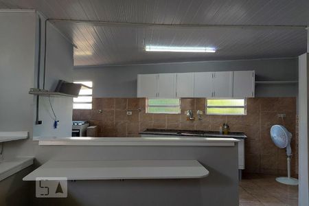 Sala de casa para alugar com 1 quarto, 60m² em Bussocaba, Osasco