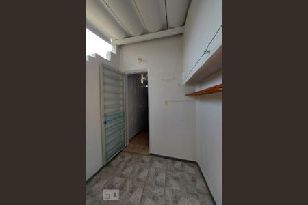 Casa para alugar com 60m², 1 quarto e 1 vaga Casa para alugar com 60m², 1 quarto e 1 vagaÁrea de serviço