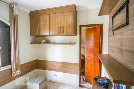 Casa à venda com 110m², 3 quartos e 2 vagasQuarto 2