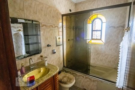 Casa à venda com 110m², 3 quartos e 2 vagasSuíte