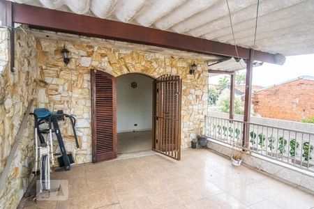 Casa à venda com 110m², 3 quartos e 2 vagasSuíte