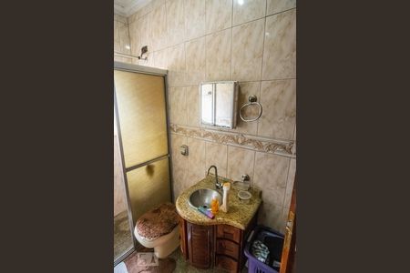 Casa à venda com 110m², 3 quartos e 2 vagasBanheiro Social