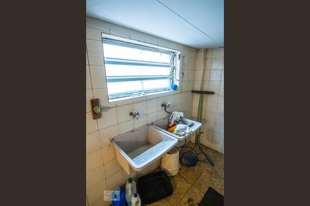 Casa à venda com 110m², 3 quartos e 2 vagasÁrea de Serviço