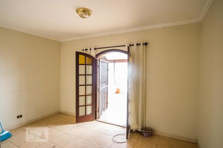 Suíte de casa para alugar com 3 quartos, 110m² em Vila Moreira, São Paulo