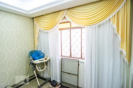 Sala de casa à venda com 3 quartos, 110m² em Vila Moreira, São Paulo