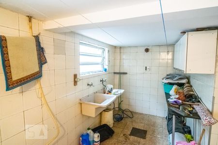 Casa à venda com 110m², 3 quartos e 2 vagasÁrea de Serviço