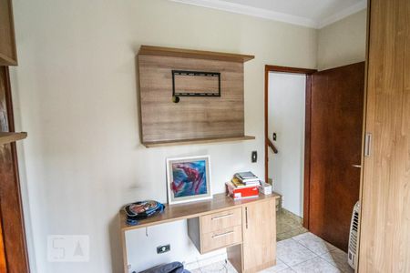 Casa à venda com 110m², 3 quartos e 2 vagasQuarto 2