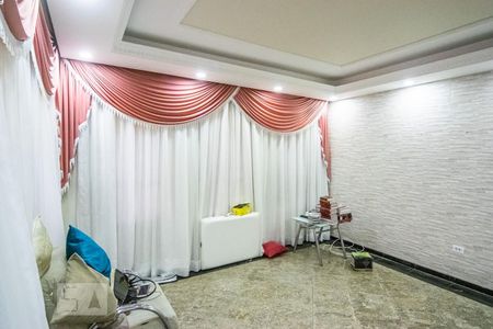 Sala de casa à venda com 3 quartos, 110m² em Vila Moreira, São Paulo