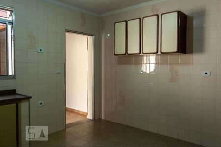 Casa à venda com 322m², 4 quartos e 4 vagasCozinha