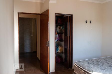 Quarto 1 de casa à venda com 4 quartos, 322m² em Vila Primavera, São Paulo