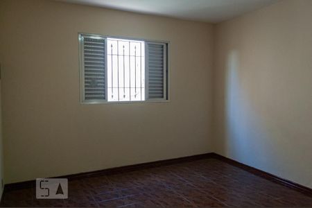 Casa à venda com 322m², 4 quartos e 4 vagasCasa 2 Quarto 2