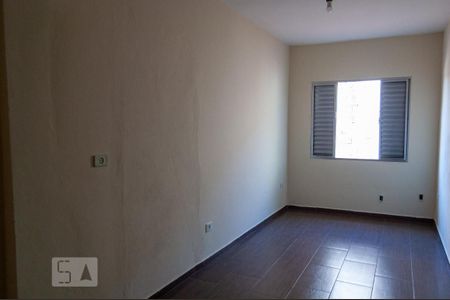 Casa à venda com 322m², 4 quartos e 4 vagasCasa 2 Quarto 1