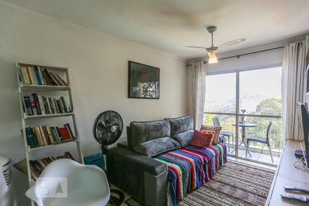 Sala de Estar de apartamento à venda com 3 quartos, 70m² em Jardim Olympia, São Paulo