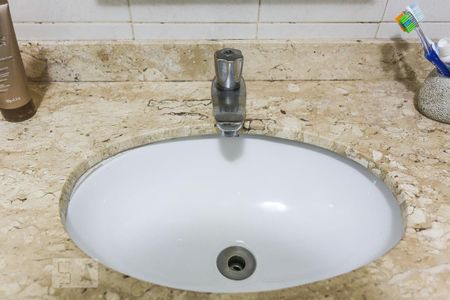 Apartamento para alugar com 70m², 3 quartos e 1 vaga Apartamento para alugar com 70m², 3 quartos e 1 vagaBanheiro