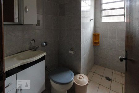 Casa para alugar com 125m², 3 quartos e 2 vagas Casa para alugar com 125m², 3 quartos e 2 vagasBanheiro da Suite
