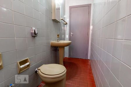 Casa à venda com 116m², 3 quartos e 1 vagaBanheiro