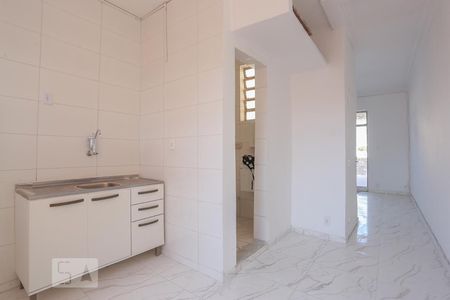 Cozinha de kitnet/studio para alugar com 1 quarto, 35m² em Vila Isabel, Rio de Janeiro