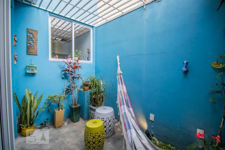 Casa de condomínio à venda com 100m², 2 quartos e 2 vagas Casa de condomínio à venda com 100m², 2 quartos e 2 vagasVaranda