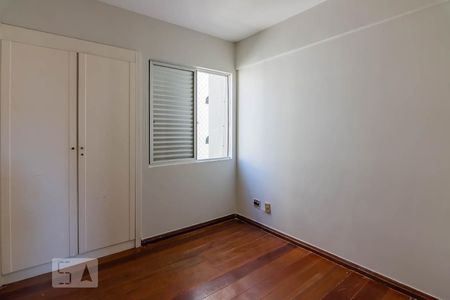 Apartamento para alugar com 98m², 3 quartos e 2 vagasQuarto 2