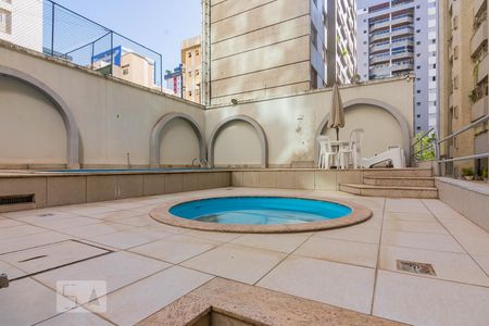 Apartamento para alugar com 98m², 3 quartos e 2 vagasPiscinas Edifício