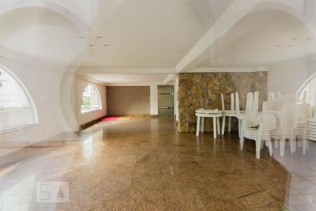 Apartamento para alugar com 98m², 3 quartos e 2 vagasSalão de Festas Edifício