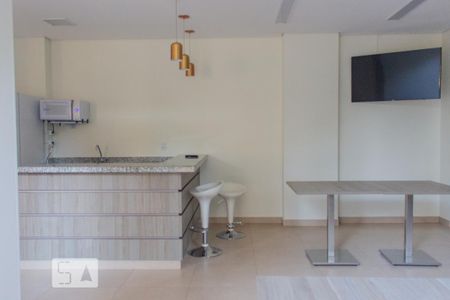 Apartamento para alugar com 60m², 2 quartos e 1 vaga Apartamento para alugar com 60m², 2 quartos e 1 vagaÁrea comum - Salão de festas
