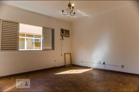 Casa à venda com 400m², 4 quartos e 4 vagasSuíte 3