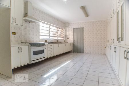 Casa à venda com 400m², 4 quartos e 4 vagasCozinha