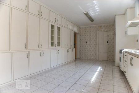 Casa à venda com 400m², 4 quartos e 4 vagasCozinha