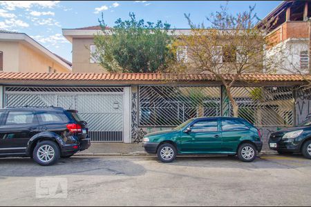 Casa à venda com 400m², 4 quartos e 4 vagasFachada