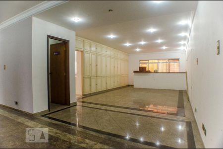 Sala de casa à venda com 4 quartos, 400m² em Parque Edu Chaves, São Paulo