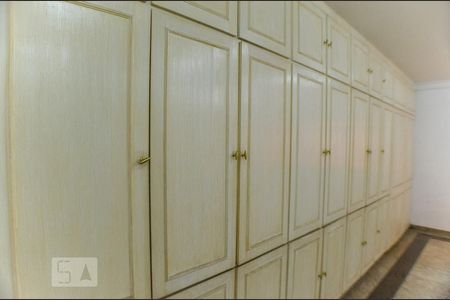 Sala de casa à venda com 4 quartos, 400m² em Parque Edu Chaves, São Paulo