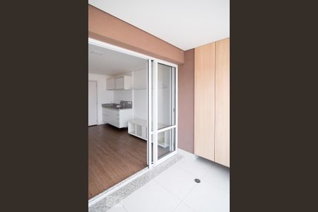 Varanda de kitnet/studio para alugar com 1 quarto, 34m² em Jardim Aeroporto, São Paulo