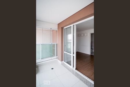 Varanda de kitnet/studio para alugar com 1 quarto, 34m² em Jardim Aeroporto, São Paulo