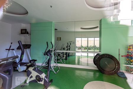 Apartamento à venda com 73m², 2 quartos e 1 vaga Apartamento à venda com 73m², 2 quartos e 1 vagaÁrea comum - Academia