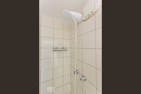 Apartamento à venda com 73m², 2 quartos e 1 vaga Apartamento à venda com 73m², 2 quartos e 1 vagaBanheiro da Suite