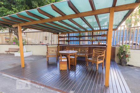 Apartamento à venda com 120m², 2 quartos e 1 vagaÁrea Comum