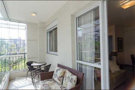 Varanda de apartamento para alugar com 2 quartos, 64m² em Vila Guarani (z Sul), São Paulo