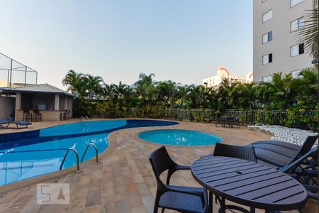 Apartamento para alugar com 75m², 3 quartos e 1 vagaPiscina