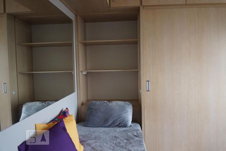 Quarto/ Sala de apartamento para alugar com 1 quarto, 30m² em Centro Histórico, Porto Alegre