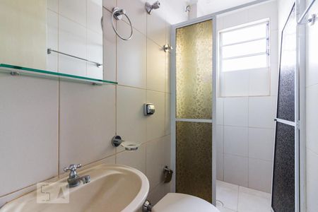 Banheiro de apartamento para alugar com 1 quarto, 40m² em Tucuruvi, São Paulo