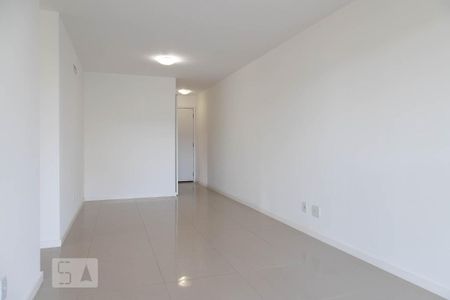 Apartamento à venda com 88m², 3 quartos e 1 vaga Apartamento à venda com 88m², 3 quartos e 1 vagaSala