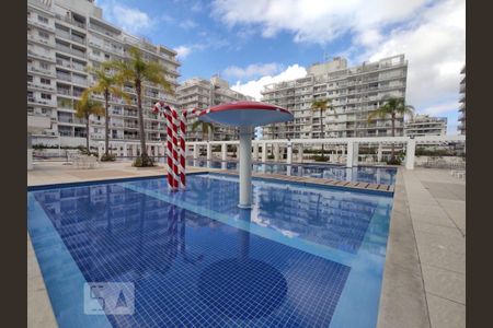Apartamento à venda com 88m², 3 quartos e 1 vaga Apartamento à venda com 88m², 3 quartos e 1 vagaÁrea comum - piscina
